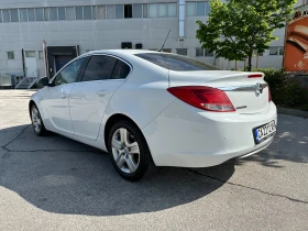 Opel Insignia 1.8i 140 к.с. - 10500 лв. - 28556793 | Car24.bg