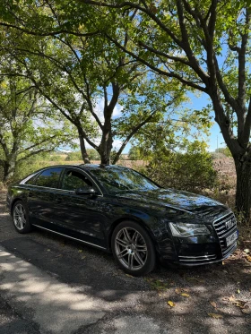 ������ Audi A8