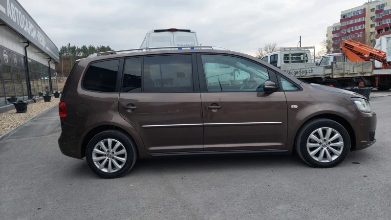 VW Touran 2.0TDi DSG 6SP-FULL OPT.-TOP SUST.-VNOS DE-LIZING, снимка 6 - Автомобили и джипове - 44400410