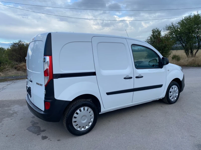 Renault Kangoo 1.5dci, снимка 5 - Автомобили и джипове - 47351554