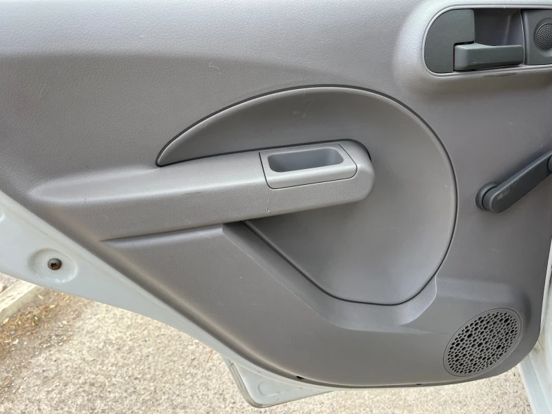 Fiat Panda 1.2-4x4KLIMATRONIK, снимка 13 - Автомобили и джипове - 51180651