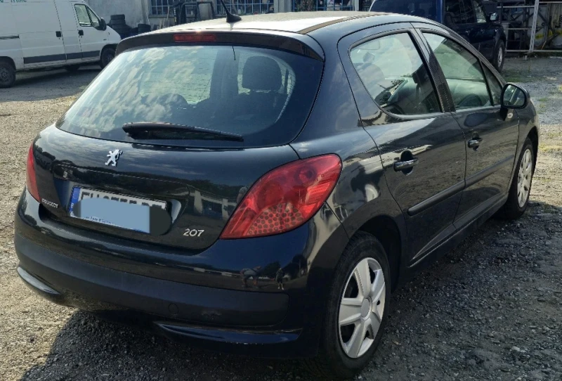 Peugeot 207, снимка 6 - Автомобили и джипове - 52524197