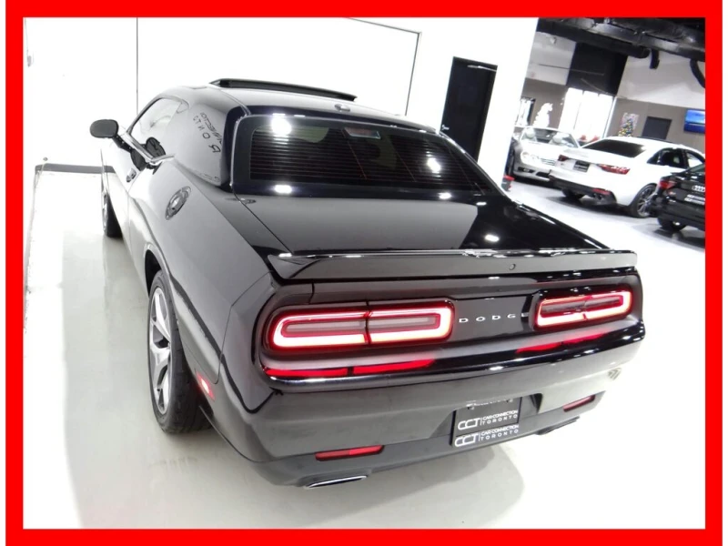 Dodge Challenger * АВТО КРЕДИТ* ЦЕНА ДО БГ * СЕРВИЗНА ИСТОРИЯ * , снимка 4 - Автомобили и джипове - 52754586