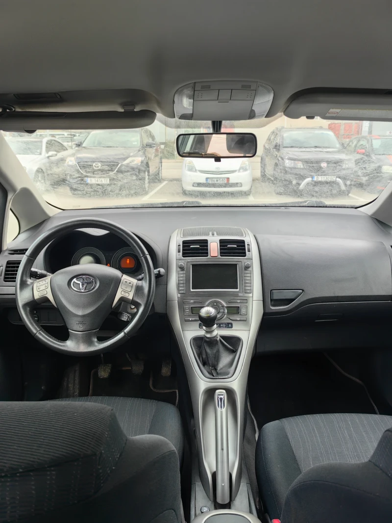 Toyota Auris 2.0 D, снимка 6 - Автомобили и джипове - 52924782