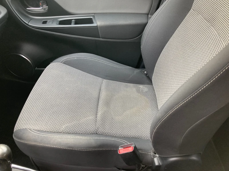 Toyota Yaris 1.5 Hibrid Avtomat EVRO 6 120000 km Originalni, снимка 10 - Автомобили и джипове - 53328630