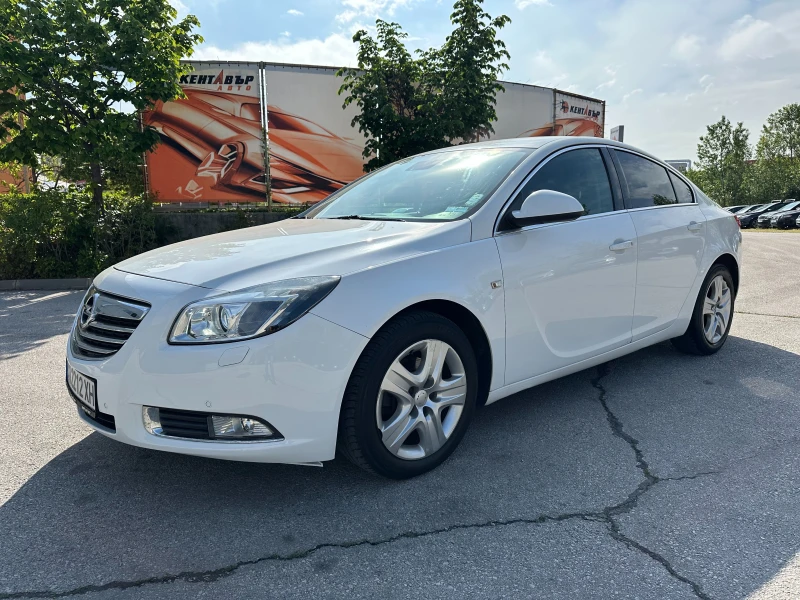 Opel Insignia 1.8i 140 к.с. - 10500 лв. - 28556793 | Car24.bg