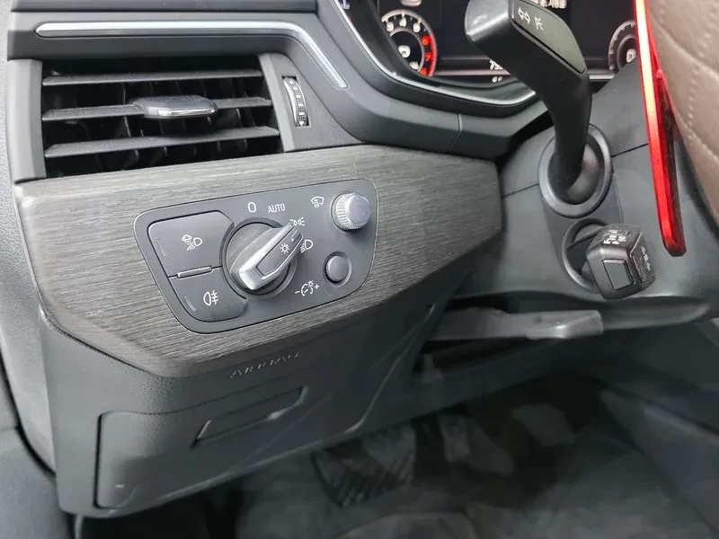 Audi A4 2.0 TFSI Premium - САМО 30% АВАНС, снимка 14 - Автомобили и джипове - 55621596