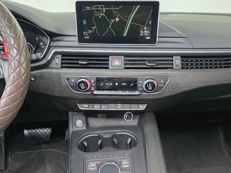 Audi A4 2.0 TFSI Premium - САМО 30% АВАНС, снимка 16 - Автомобили и джипове - 55621596