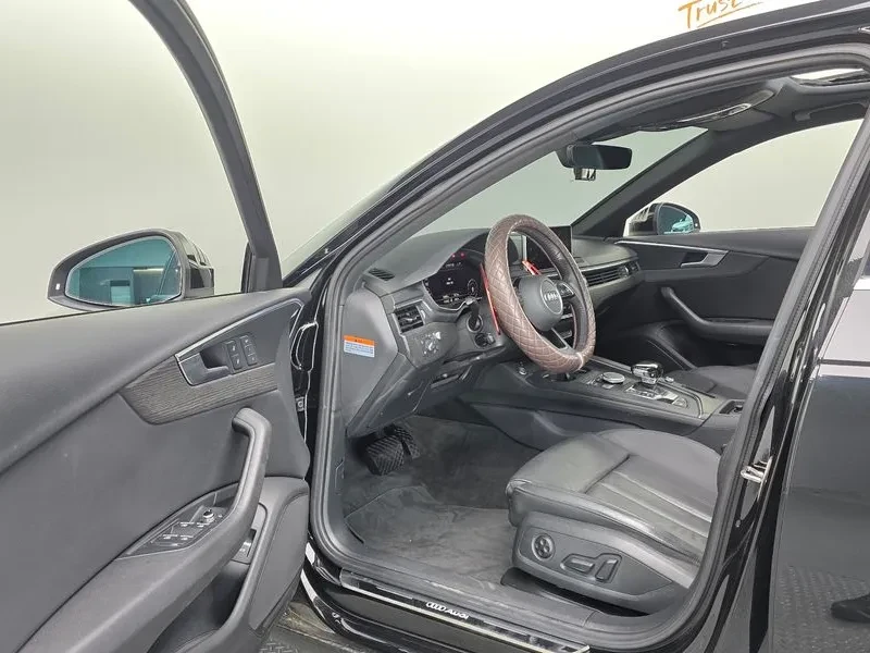Audi A4 2.0 TFSI Premium - САМО 30% АВАНС, снимка 13 - Автомобили и джипове - 55621596