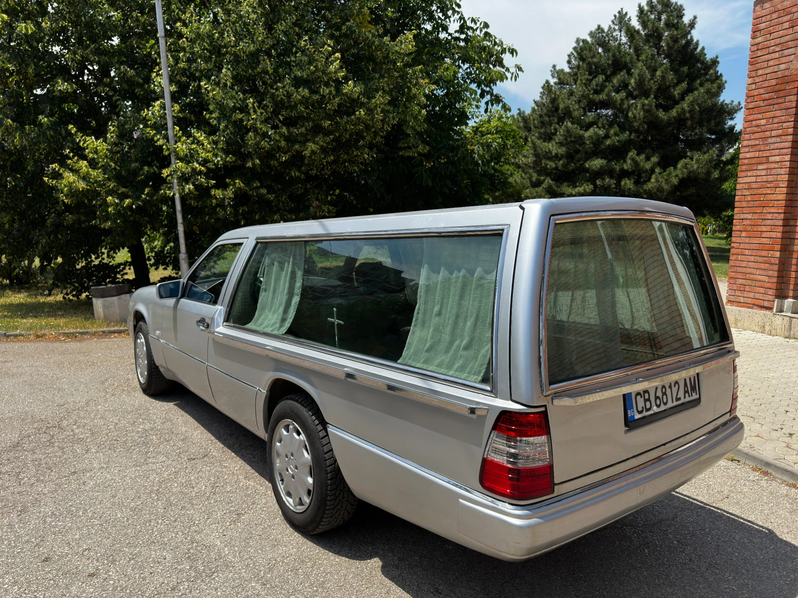 Mercedes-Benz E 250 W124 - изображение 10