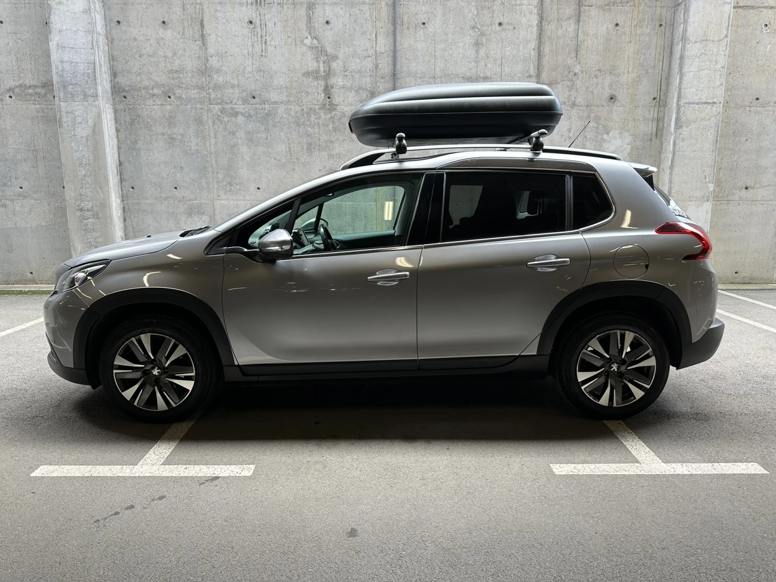 Peugeot 2008 Allure 1.2 e-THP 110 EAT6 - изображение 5