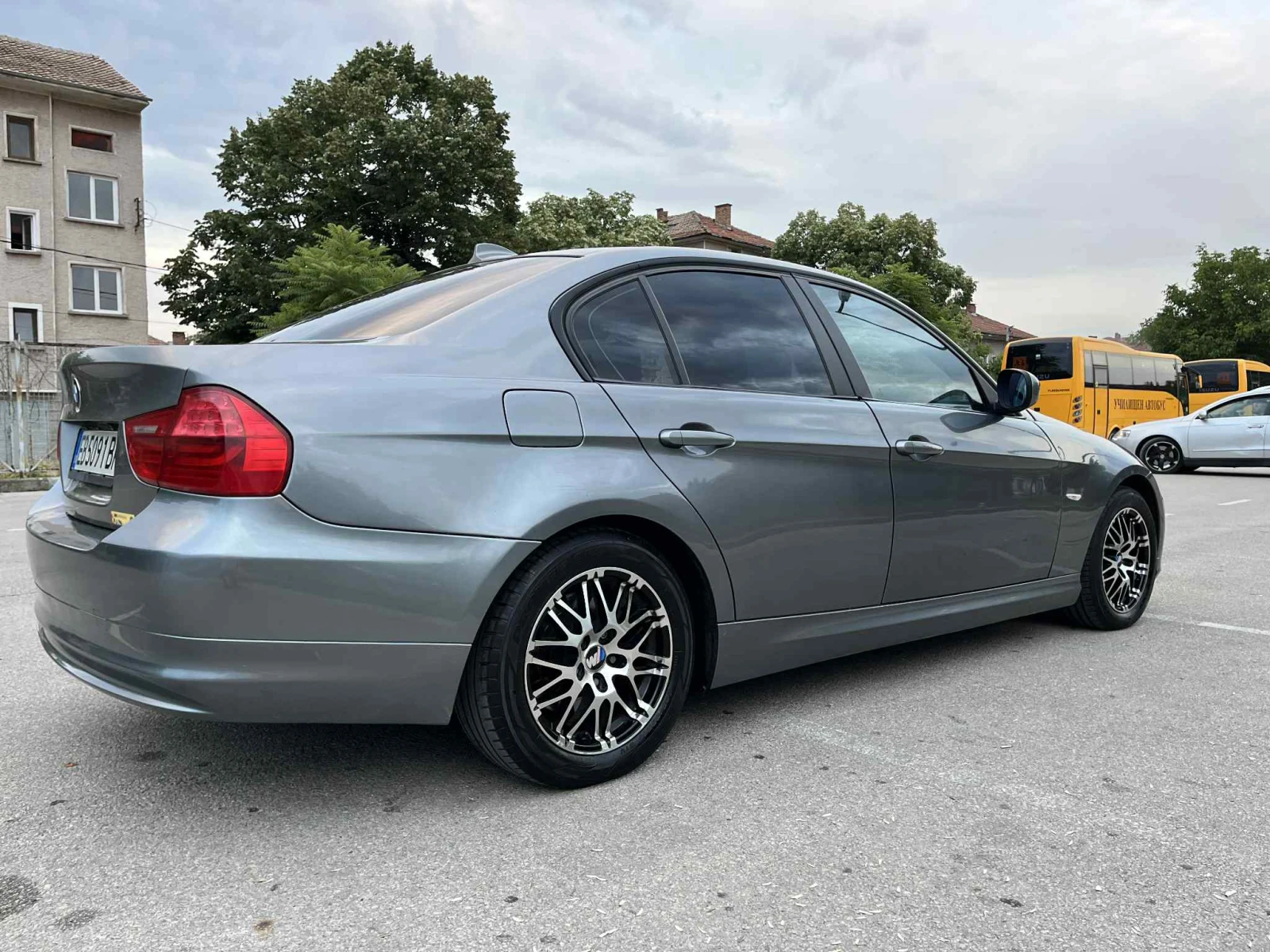 BMW 318  - изображение 6