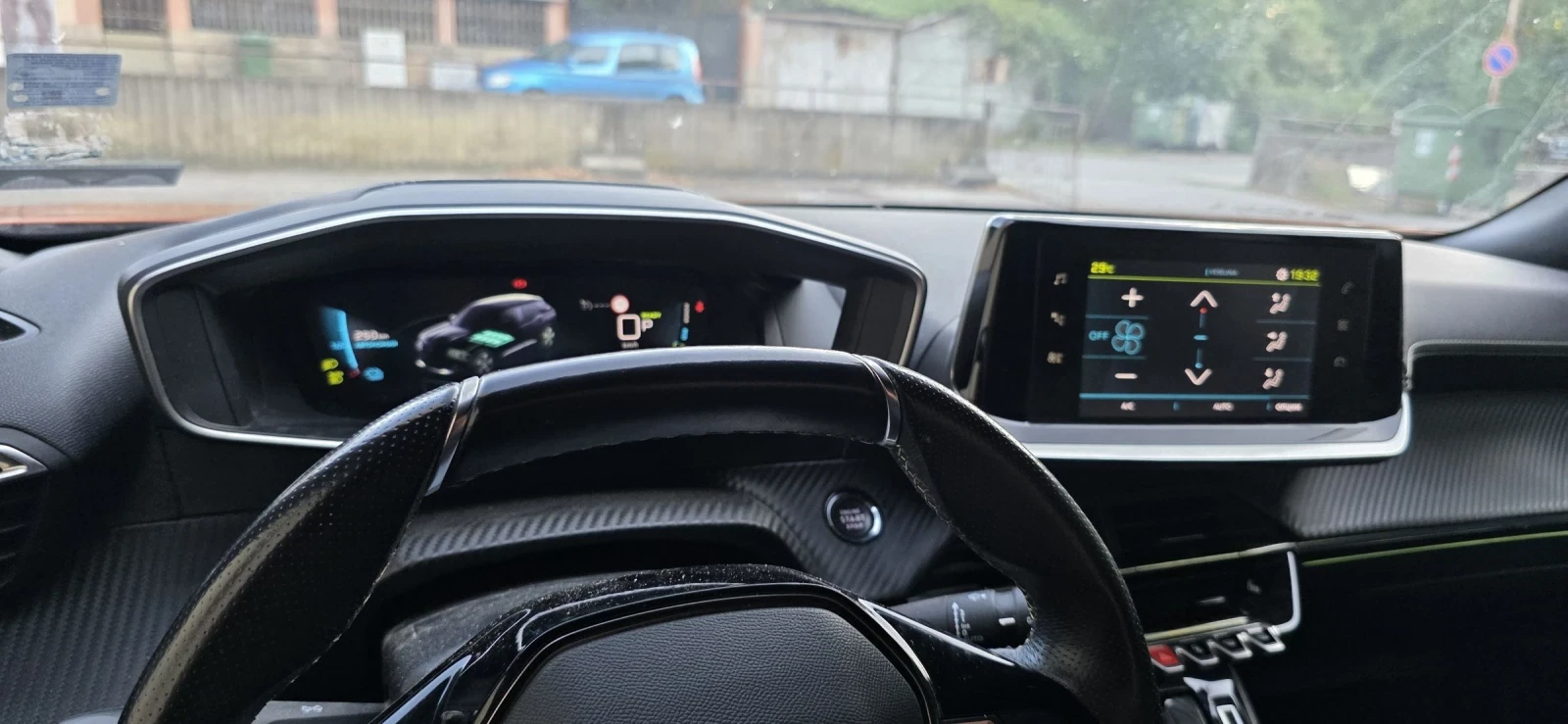 Peugeot 2008 2.0  | Mobile.bg   12