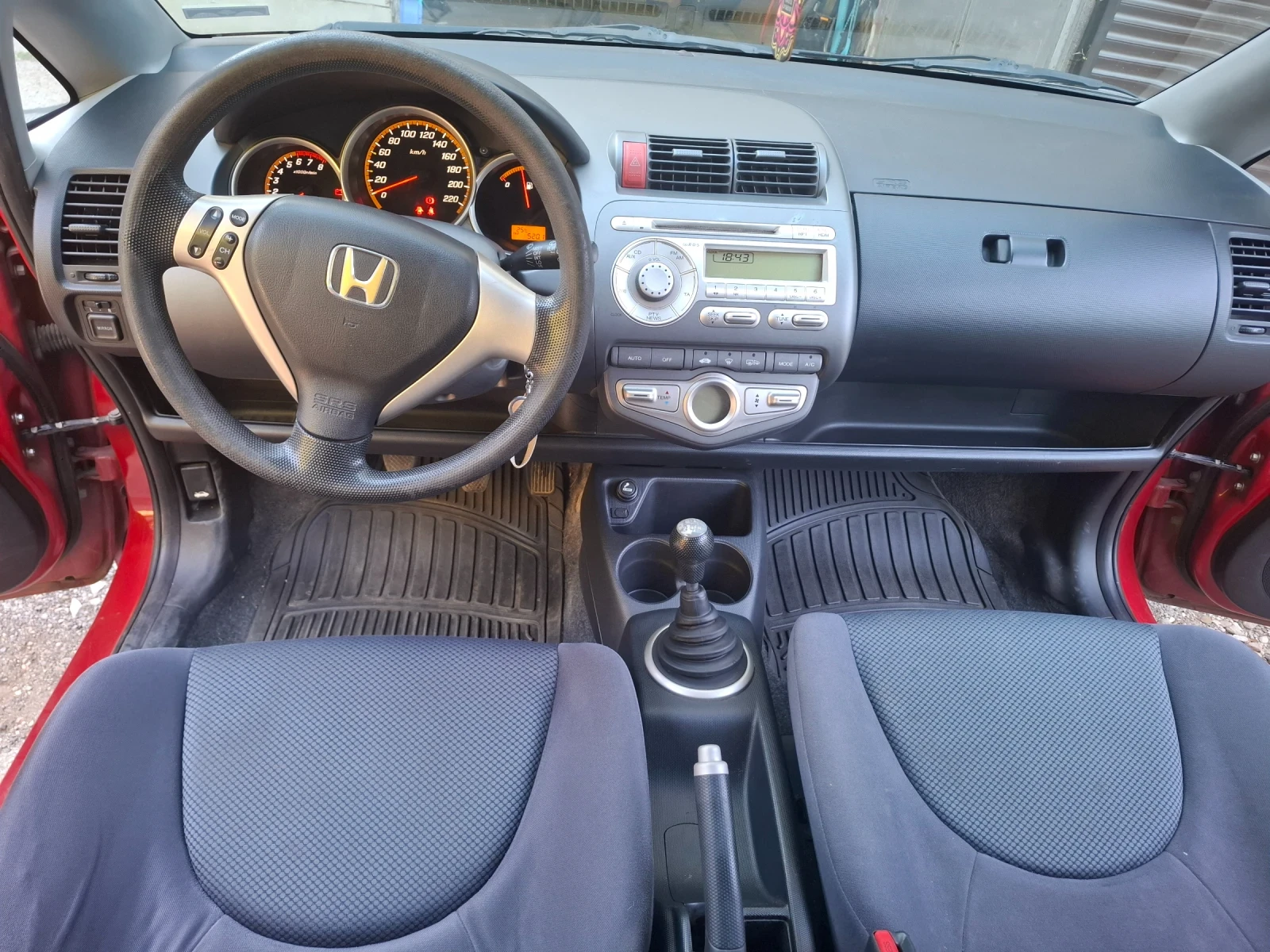 Honda Jazz  - изображение 8