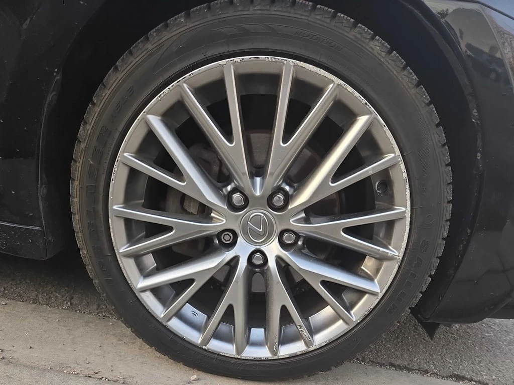 Lexus IS * 4dr Sdn AWD * CARFAX * БЕЗ ПЪРВОНАЧАЛНА ВНОСКА - изображение 7