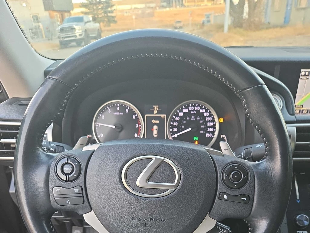 Lexus IS * 4dr Sdn AWD * CARFAX * БЕЗ ПЪРВОНАЧАЛНА ВНОСКА - изображение 8