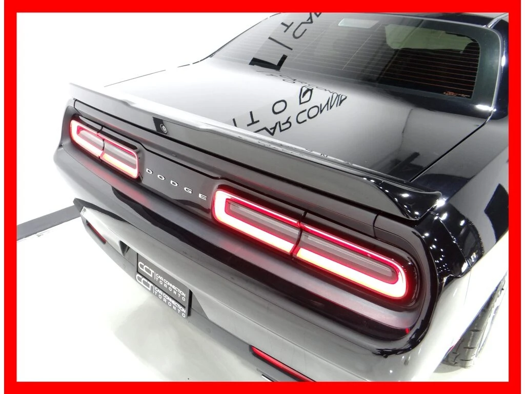 Dodge Challenger * АВТО КРЕДИТ* ЦЕНА ДО БГ * СЕРВИЗНА ИСТОРИЯ *  - изображение 9