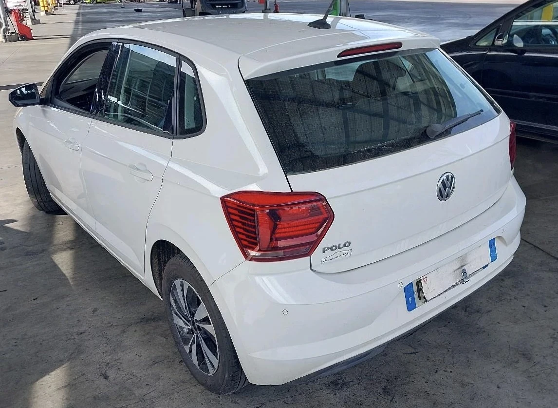 VW Polo 1.6TDI 2019г! - изображение 5