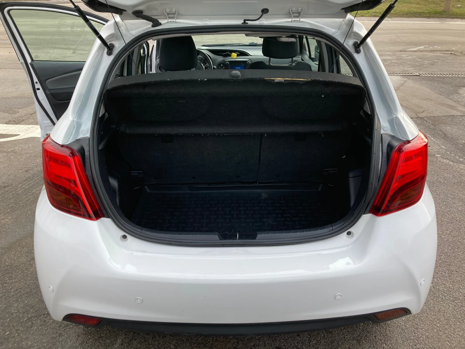 Toyota Yaris 1.5 Hibrid Avtomat EVRO 6 120000 km Originalni | Mobile.bg � ����������� 13