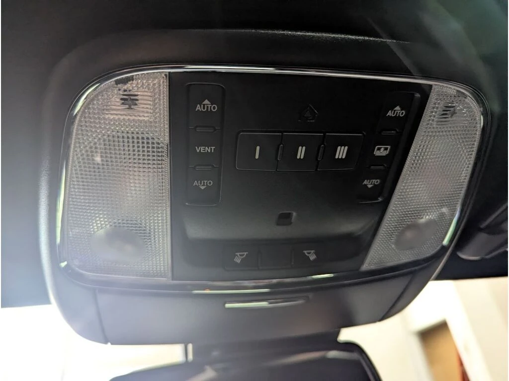 Chrysler 300c PLATINUM EDITION 5.7 HEMI * * CARFAX * *  | Mobile.bg � ����������� 13