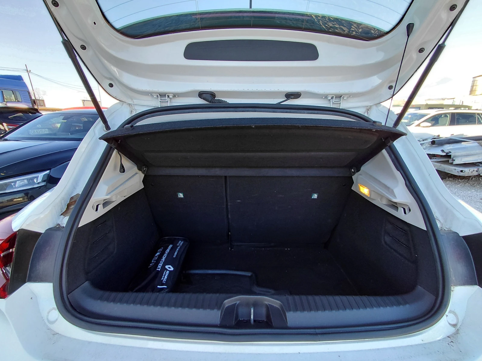 Renault Clio 1.0 Tce /91�.�/Life | Mobile.bg � ����������� 17