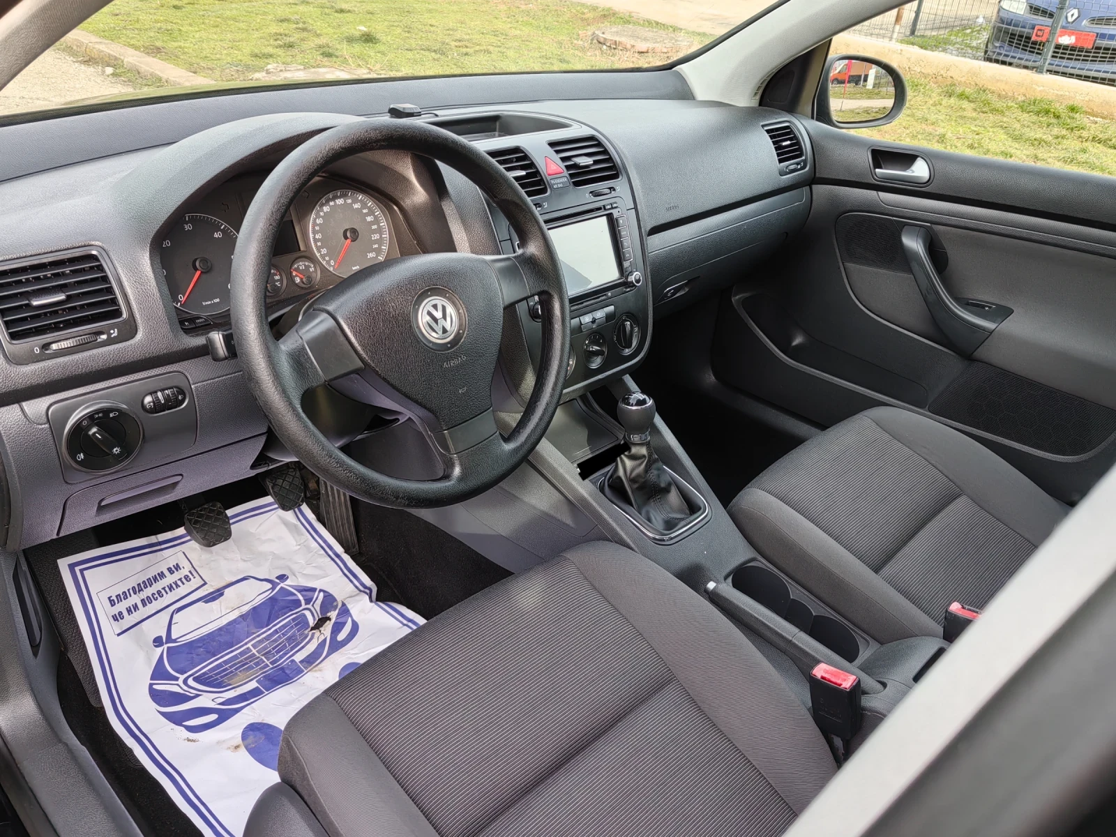 VW Golf 1.9tdi  90ps Navi, снимка 12 - Автомобили и джипове - 53709563