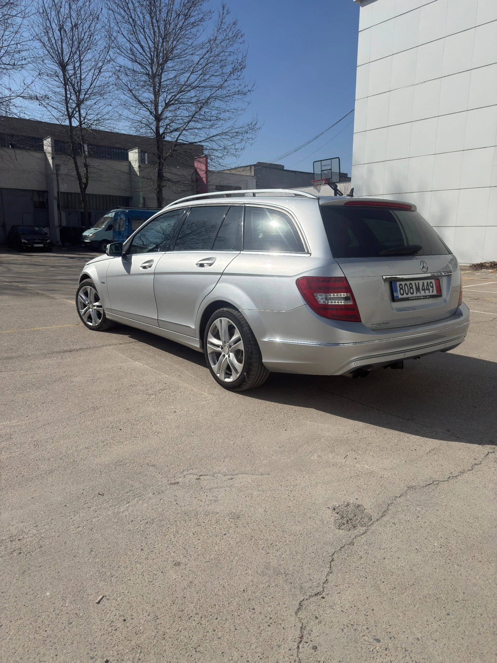 Mercedes-Benz C 200, снимка 4 - Автомобили и джипове - 53755606