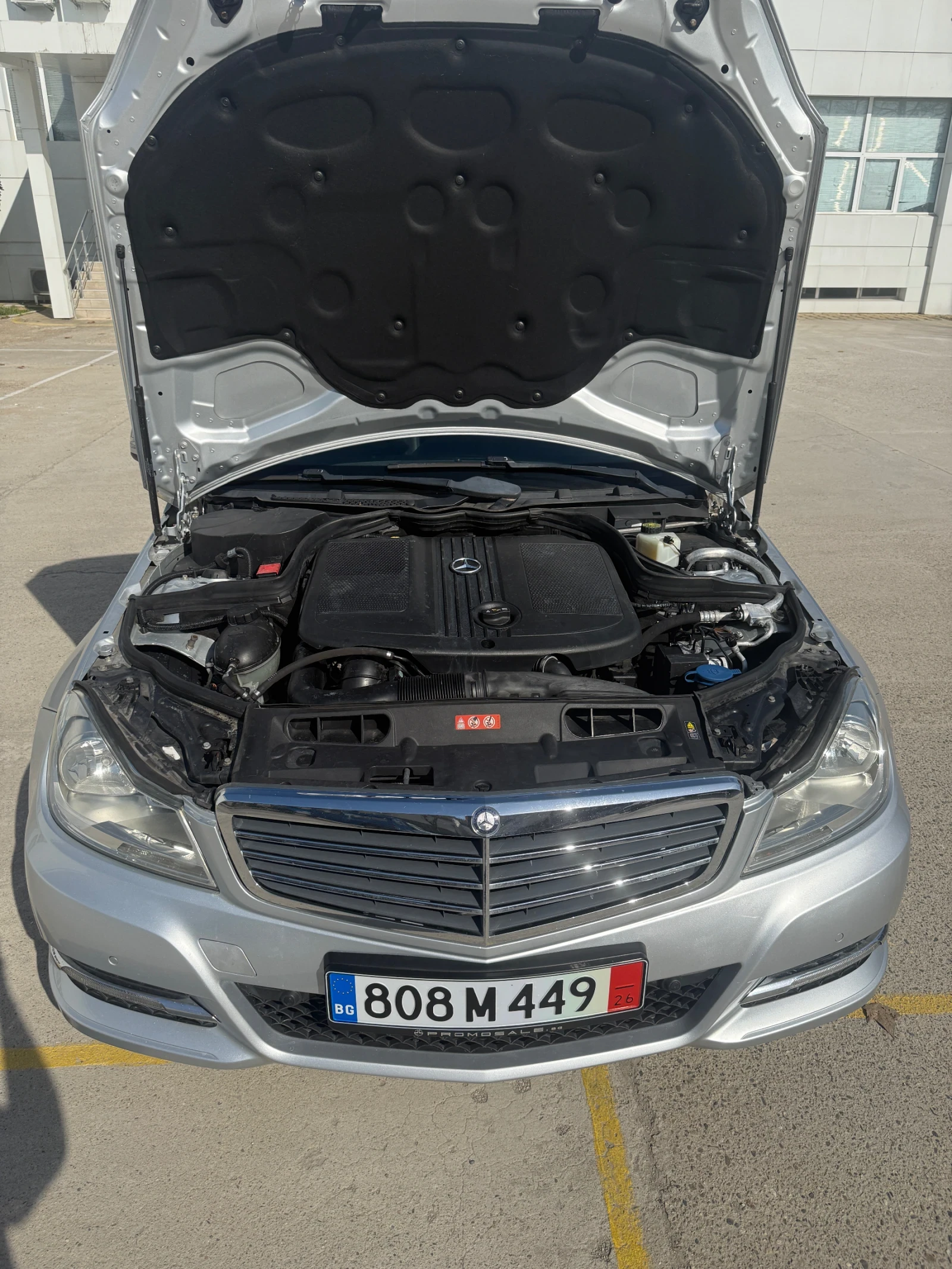 Mercedes-Benz C 200, снимка 9 - Автомобили и джипове - 53755606
