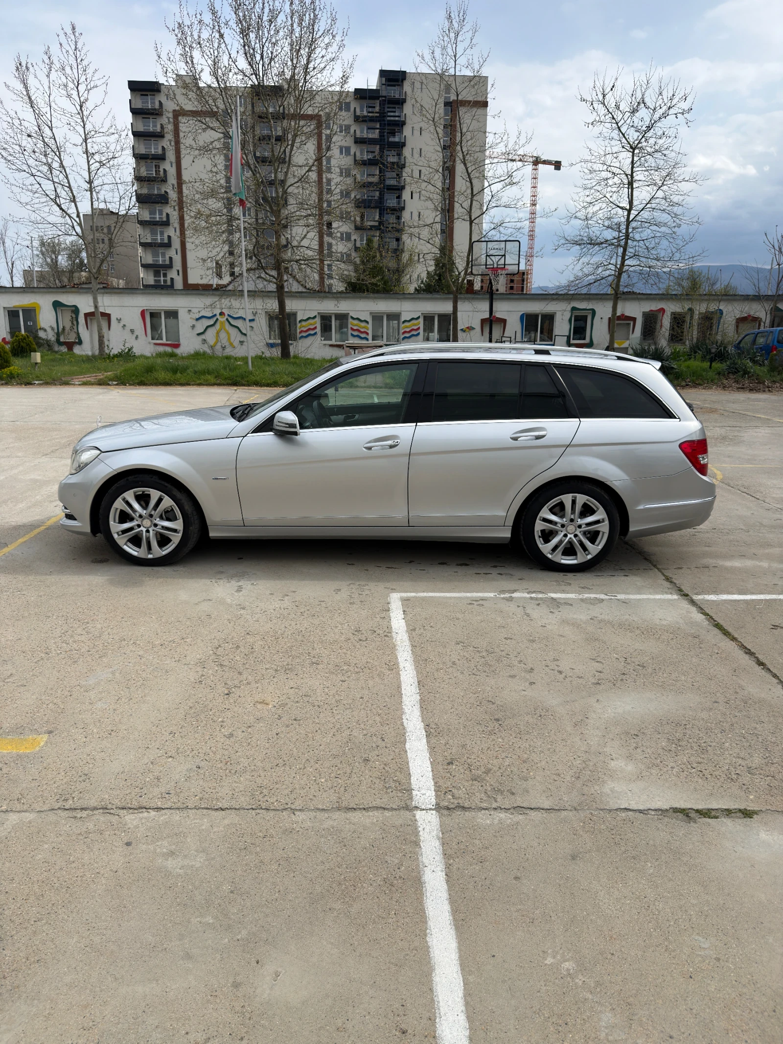 Mercedes-Benz C 200, снимка 3 - Автомобили и джипове - 53755606