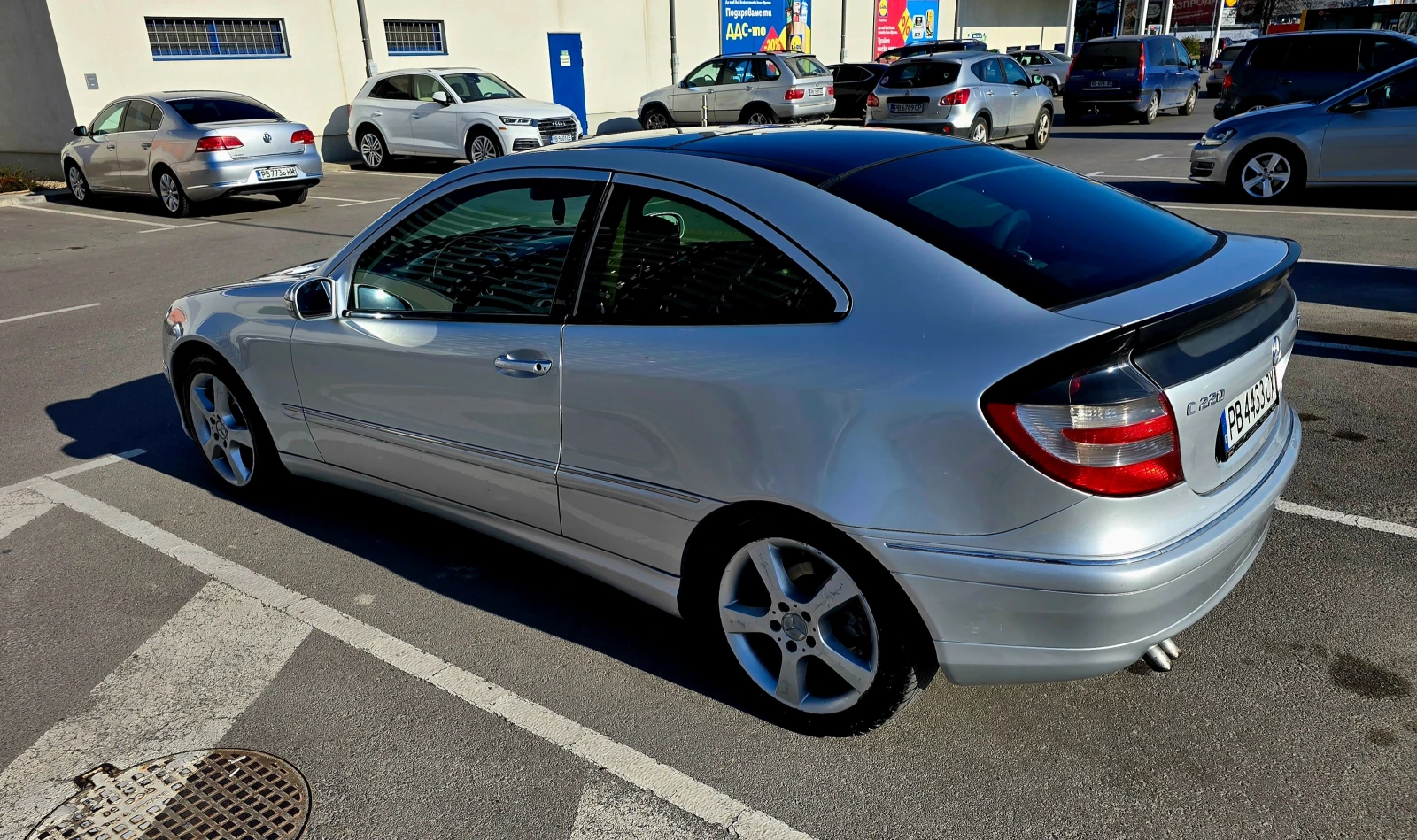 Mercedes-Benz C 220 Facelift , снимка 6 - Автомобили и джипове - 53848940