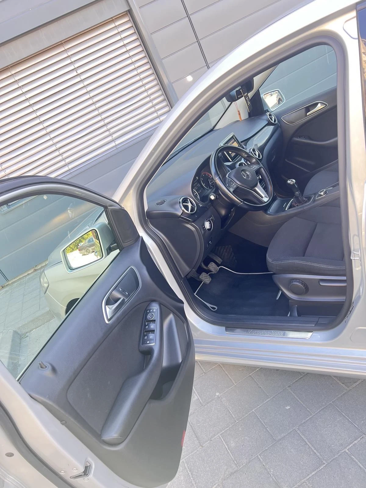 Mercedes-Benz B 180 CDI, снимка 7 - Автомобили и джипове - 54725855