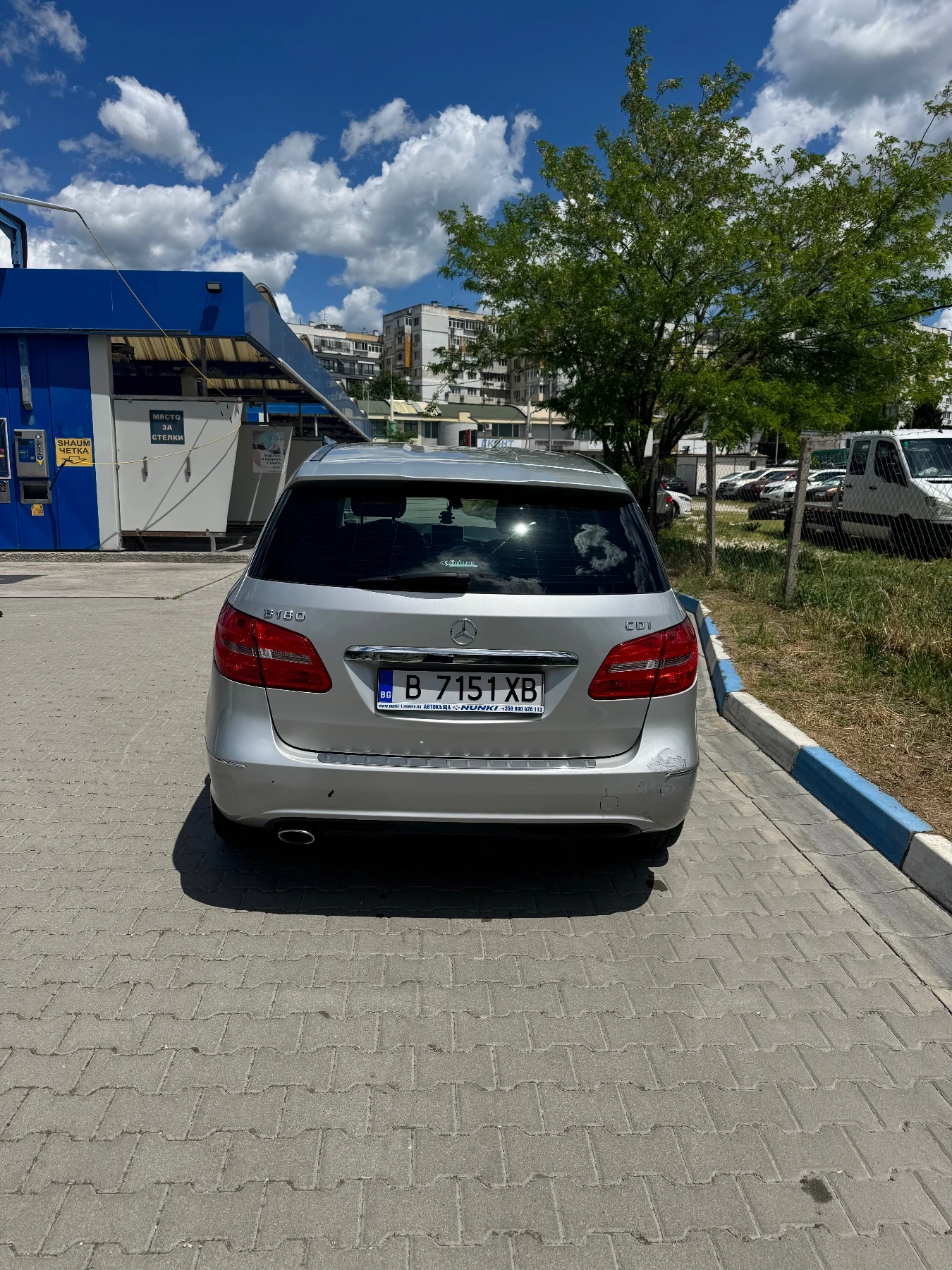 Mercedes-Benz B 180 CDI, снимка 4 - Автомобили и джипове - 54725855