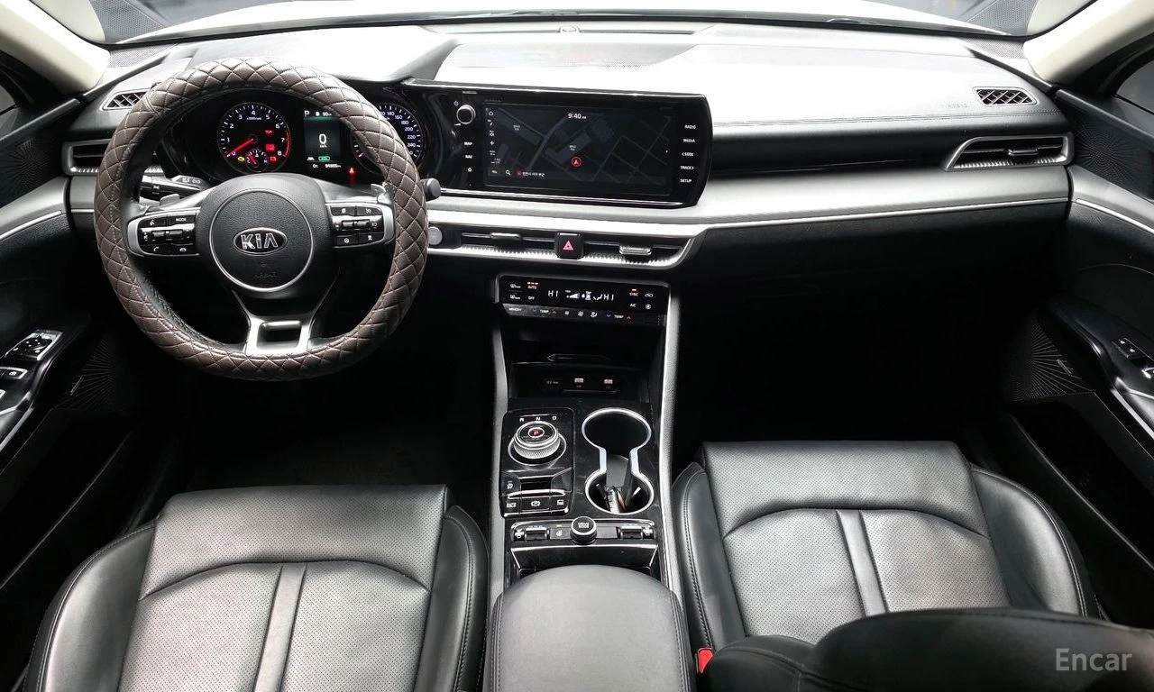 Kia K5 1.6 Turbo* DISTRONIC* ПОДГРЕВ* ОБДУХВАНЕ* КАМЕРА* , снимка 8 - Автомобили и джипове - 54884661
