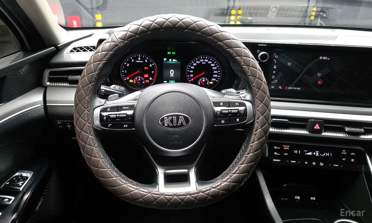 Kia K5 1.6 Turbo* DISTRONIC* ПОДГРЕВ* ОБДУХВАНЕ* КАМЕРА* , снимка 9 - Автомобили и джипове - 54884661