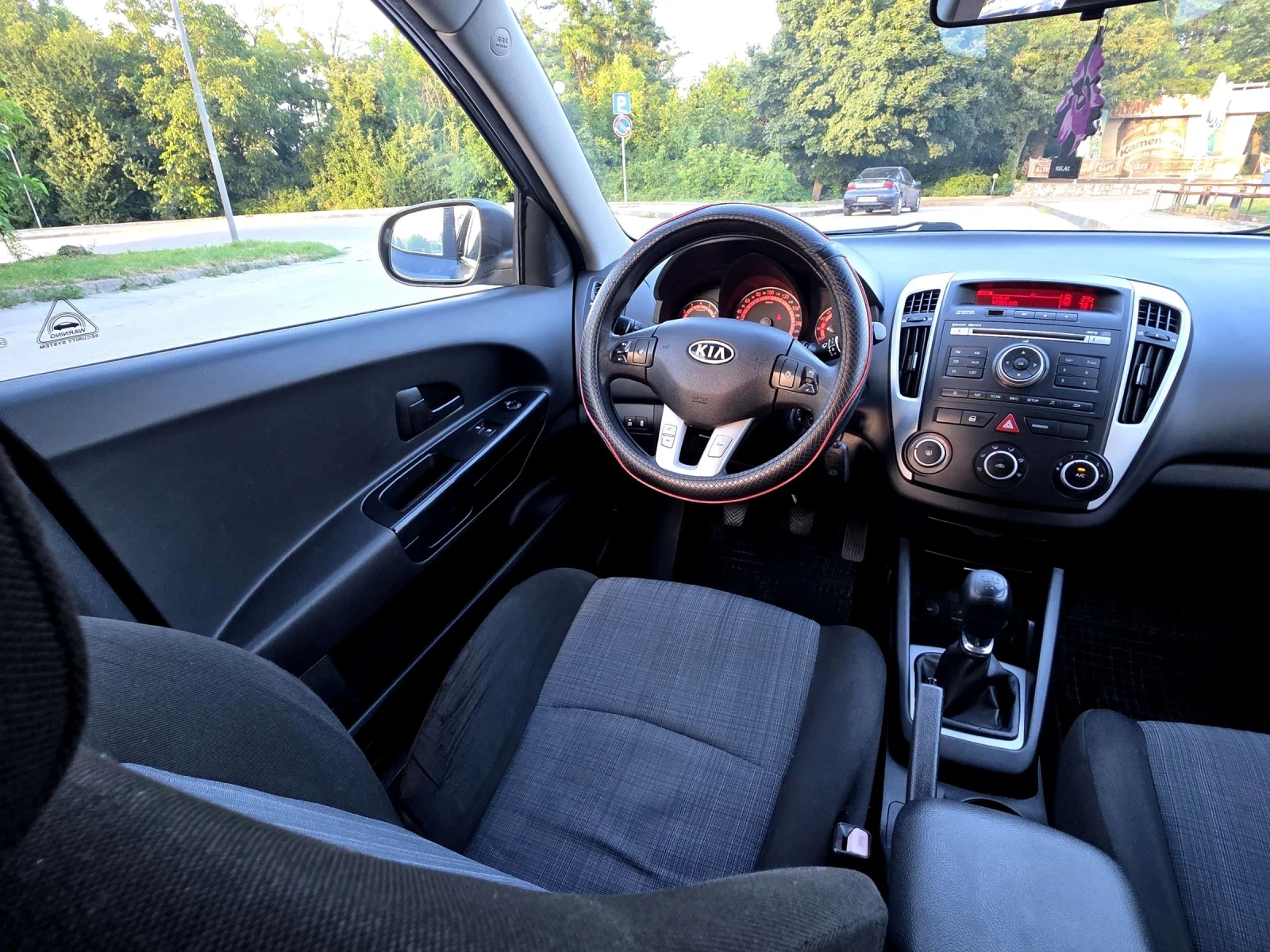 Kia Ceed 1.4 16V-90к.с Фейслифт , снимка 12 - Автомобили и джипове - 55400065