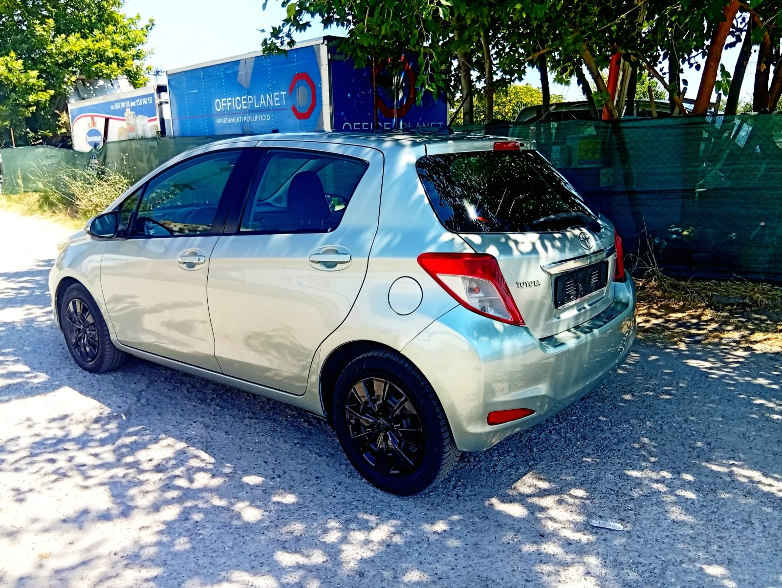 Toyota Yaris 1.33 бензин , снимка 3 - Автомобили и джипове - 55631470