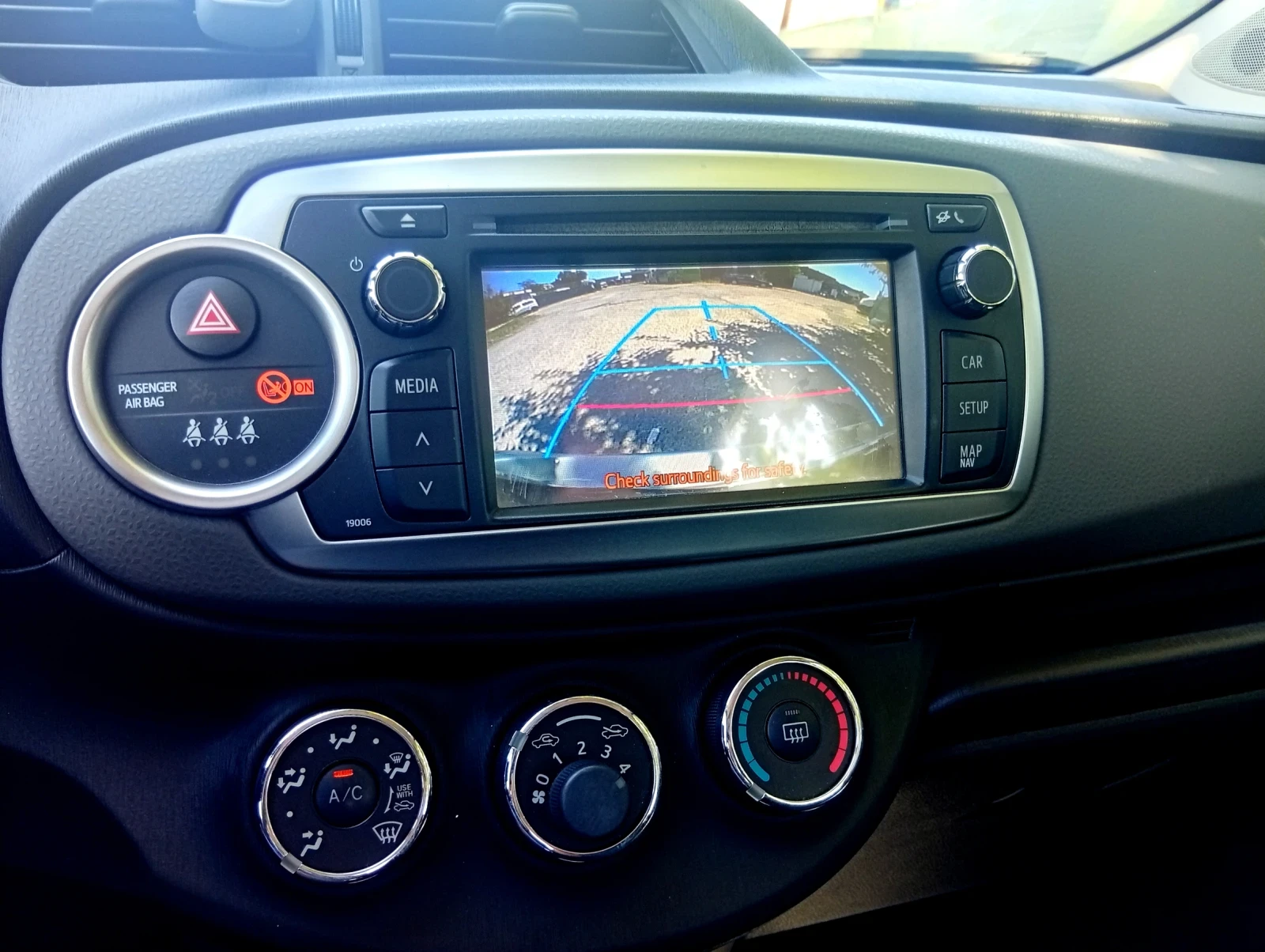 Toyota Yaris 1.33 бензин , снимка 9 - Автомобили и джипове - 55631470