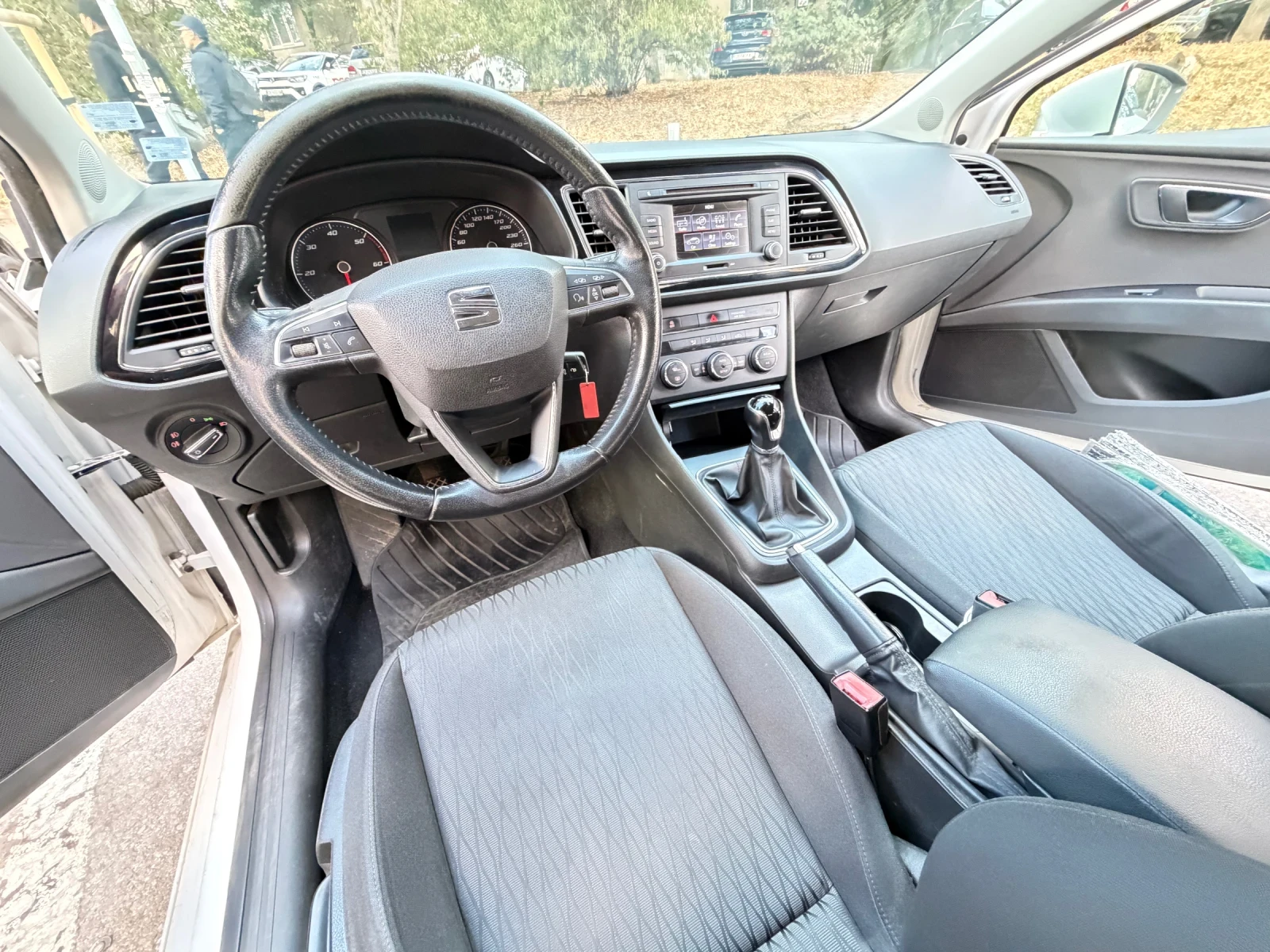 Seat Leon, снимка 6 - Автомобили и джипове - 56562503