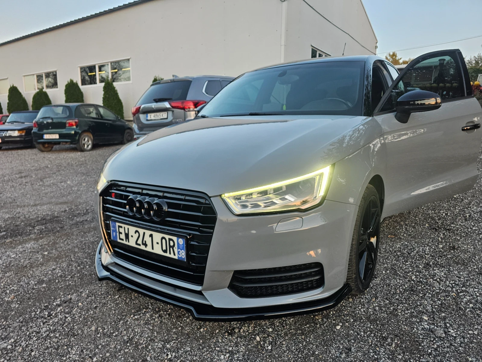 Audi A1, снимка 3 - Автомобили и джипове - 56601935