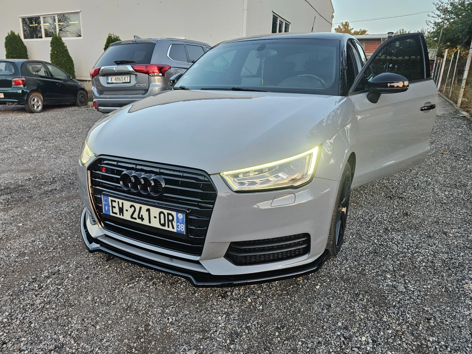 Audi A1, снимка 2 - Автомобили и джипове - 56601935
