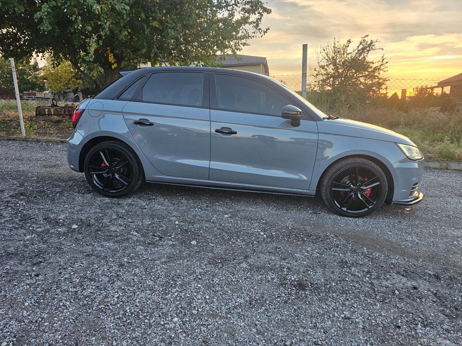 Audi A1, снимка 5 - Автомобили и джипове - 56601935