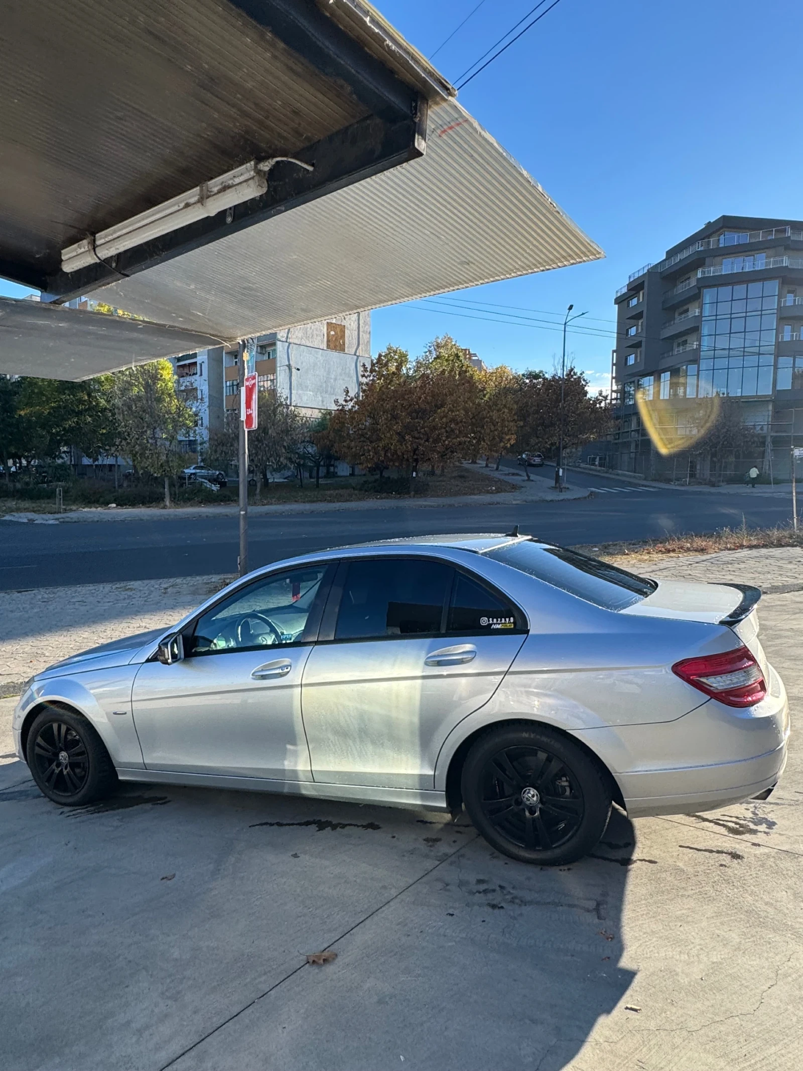 Mercedes-Benz C 200, снимка 6 - Автомобили и джипове - 56660318