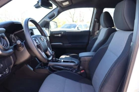 Toyota Tacoma * 4x4 Double Cab Auto * CARFAX *    | Mobile.bg    5