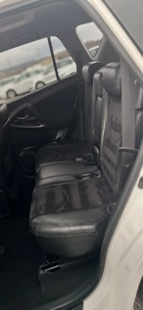 Toyota Rav4 2.2D4D - 5600 € / 10952.65 лв. - 32397771 10