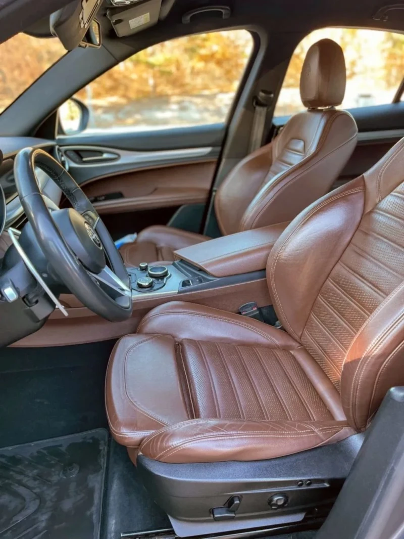 Alfa Romeo Stelvio 2.2, снимка 9 - Автомобили и джипове - 49801654