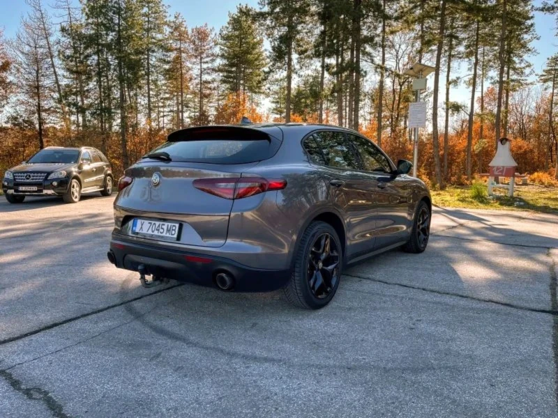 Alfa Romeo Stelvio 2.2, снимка 13 - Автомобили и джипове - 49801654