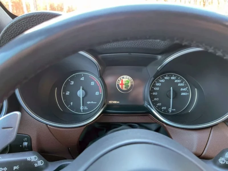 Alfa Romeo Stelvio 2.2, снимка 5 - Автомобили и джипове - 49801654