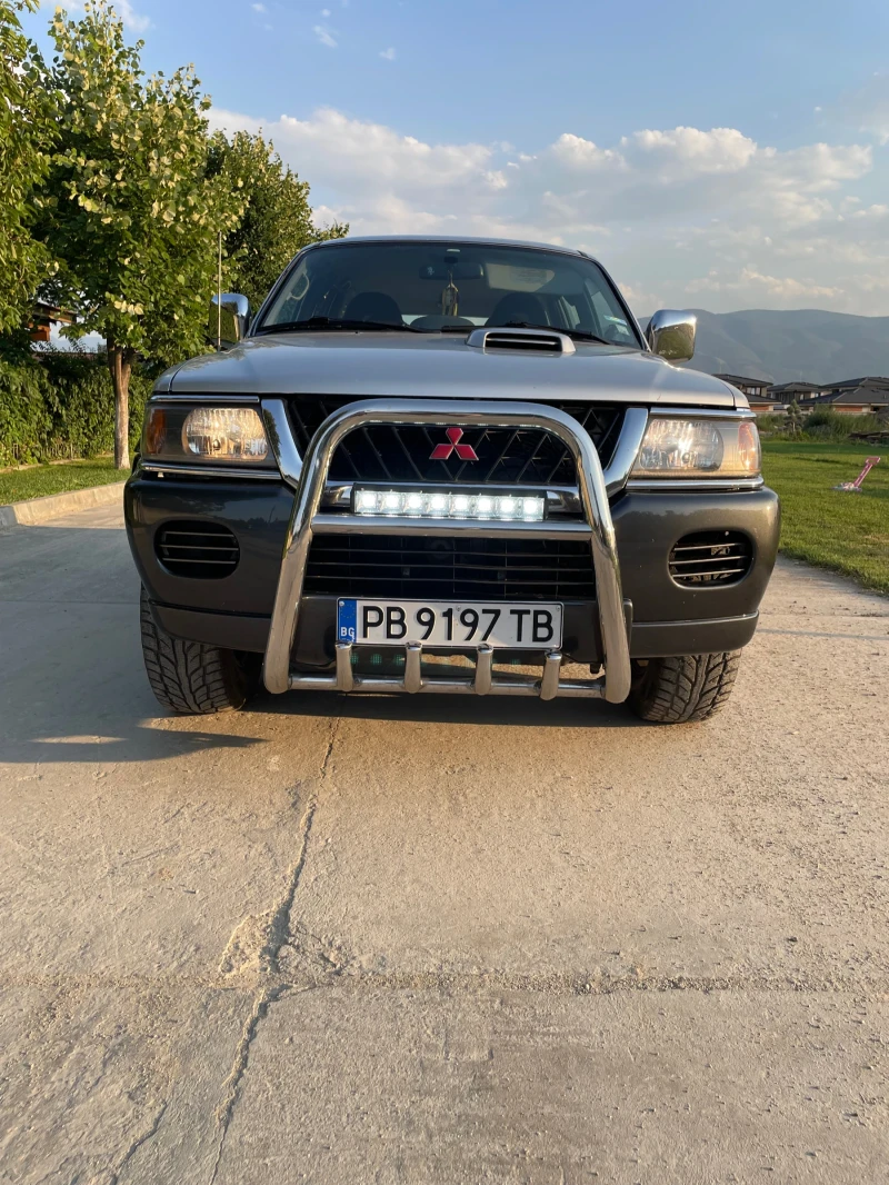 Mitsubishi Pajero sport Mitsubishi Pajero sport 2.5, снимка 5 - Автомобили и джипове - 52659710