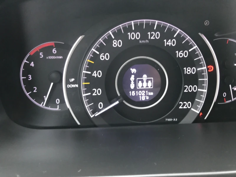 Honda Cr-v 1, 6 FWD, снимка 15 - Автомобили и джипове - 52049051