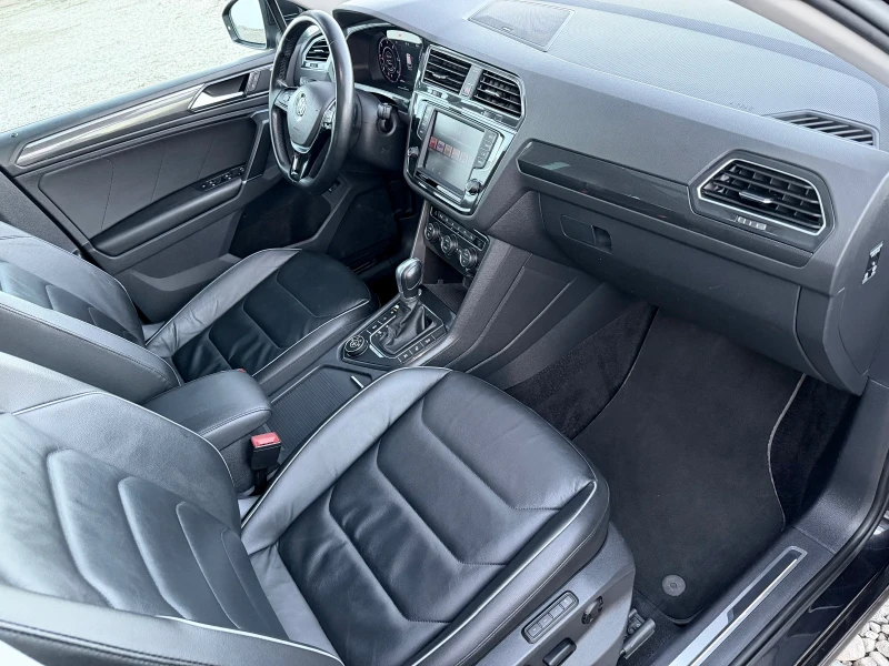 VW Tiguan 2.0 TDI 190кс 4х4/ R-Line/ Digital/ Dynaudio/ Full, снимка 12 - Автомобили и джипове - 52761417